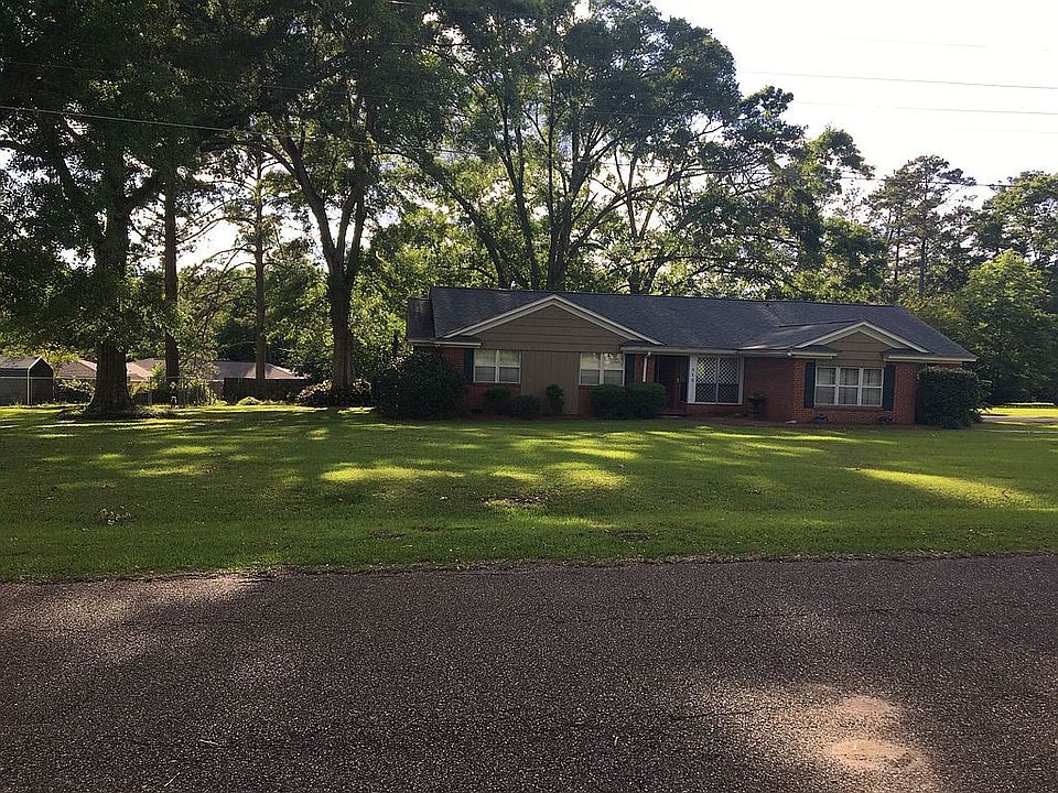 1st image of 515 Gene St