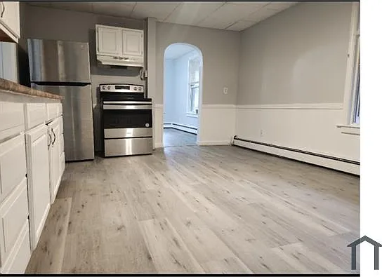 29 Peck St #1 — Photo 5
