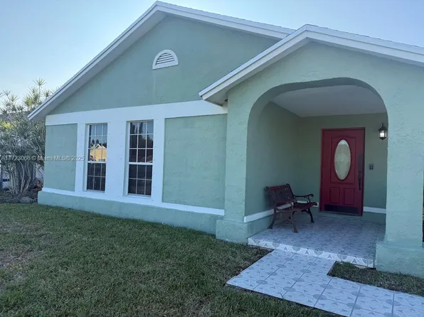 28120 SW 138th Ct, Homestead, FL 33033