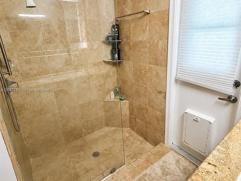 1903 NW 79th Ave — Photo 14
