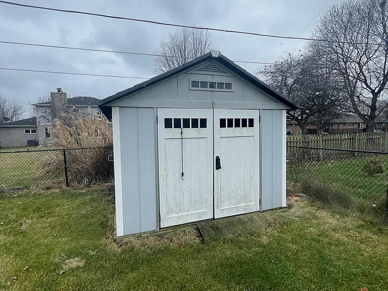 23527 W Anderson St — Photo 26
