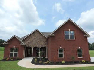 4 Chapel Rdg, Clarksville, TN 37040