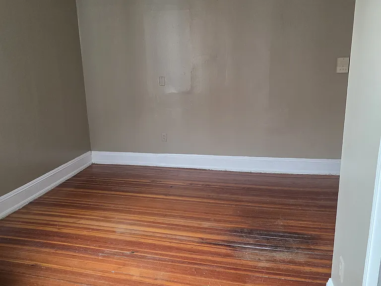 205 Washington Ave #D — Photo 5