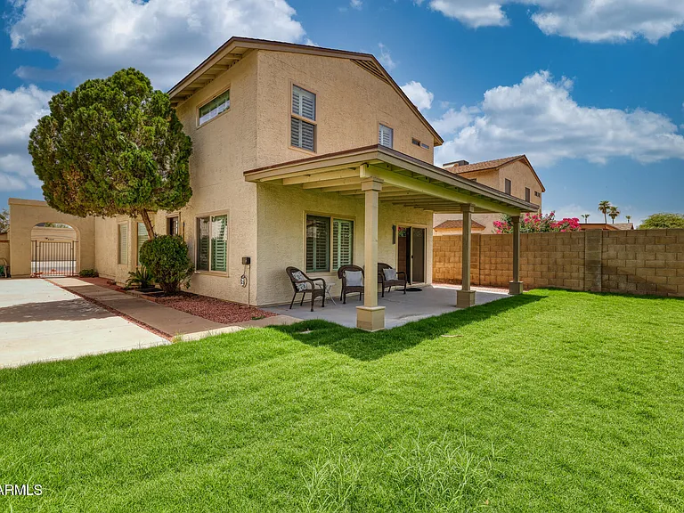 4760 W Wahalla Ln — Photo 32