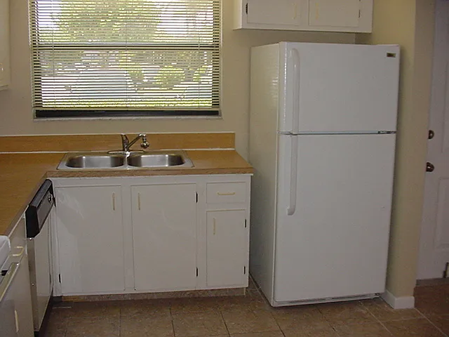 1290 SE Parkview Pl — Photo 4