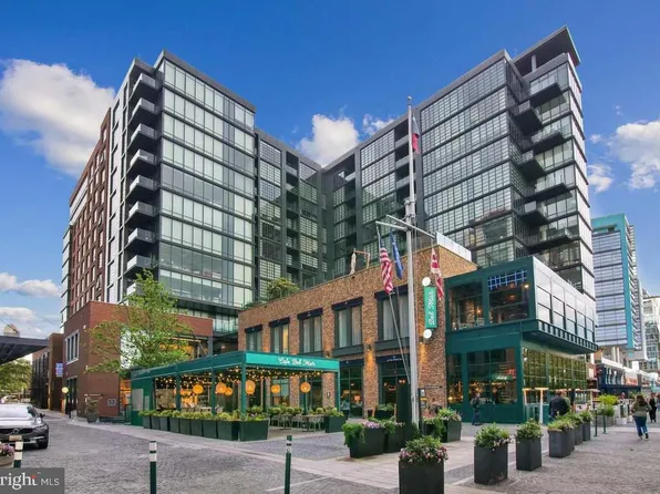 45 Sutton Sq SW Unit 509, Washington, DC 20024