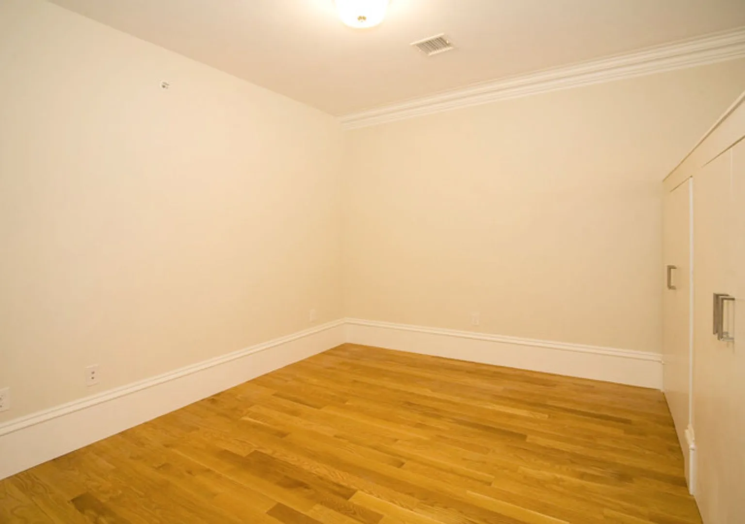 657 Massachusetts Ave #1A Boston MA 02118 — Photo 4