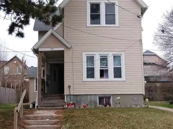 722 S 22nd St, Manitowoc, WI 54220