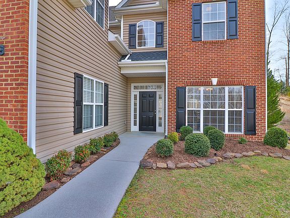 2nd image of 2928 Oakleigh Township Dr