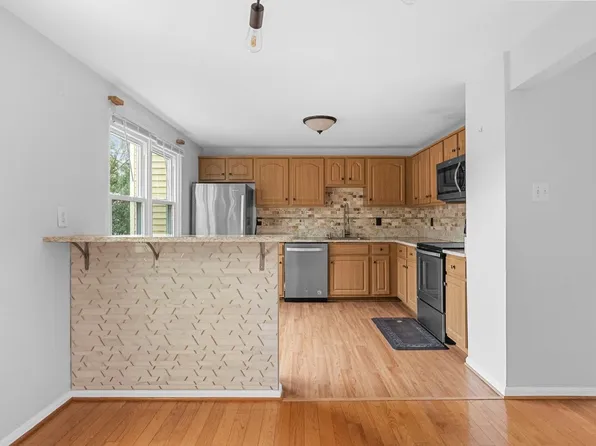 9071 Loreleigh Way, Fairfax, VA 22031