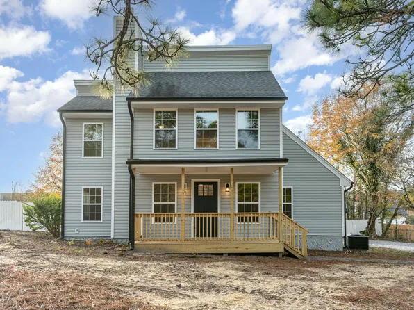 182 Sierra Trl, Spring Lake, NC 28390