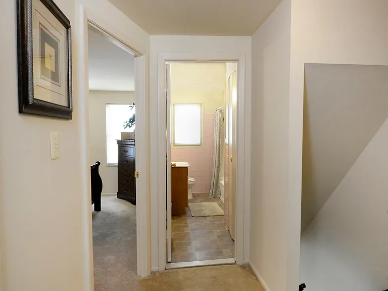 Yorktowne Townhomes — Photo 5