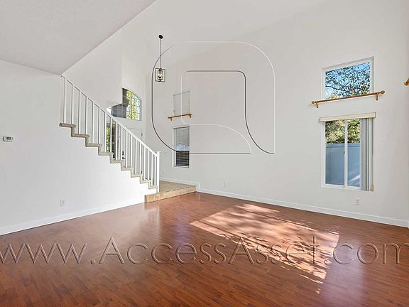 2nd image of 23870 Buttercup Dr