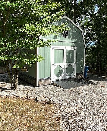 5th image of 3 Huntley Ln
