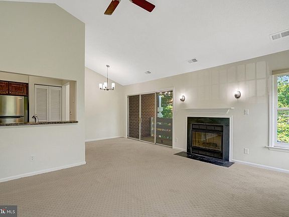 5th image of 3152 Covewood Ct APT N
