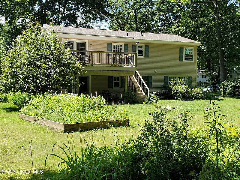 3rd image of 94 Coventry Court