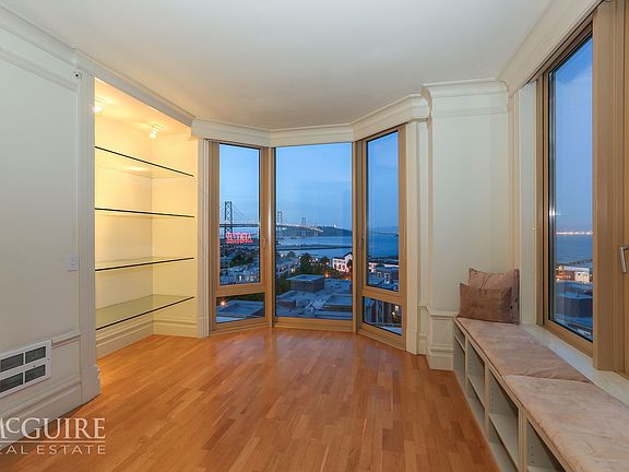 5th image of 88 King St Unit 922