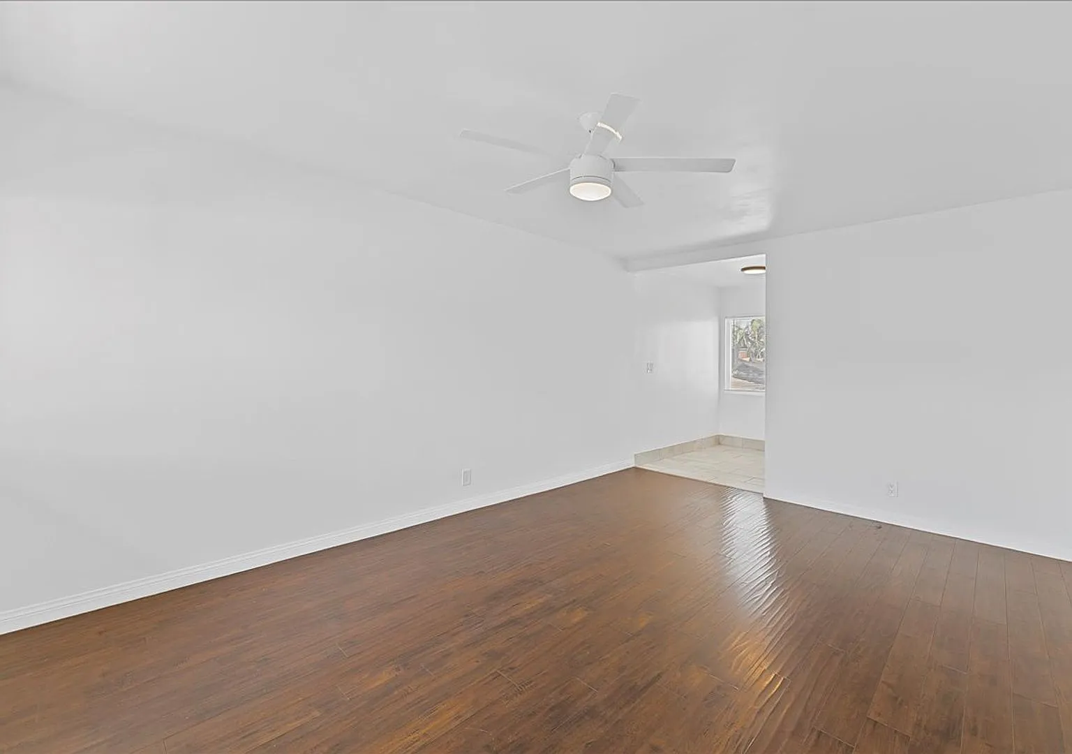 Two Bedroom Apartment | Minutes From SoFi Stadium! — Photo 2