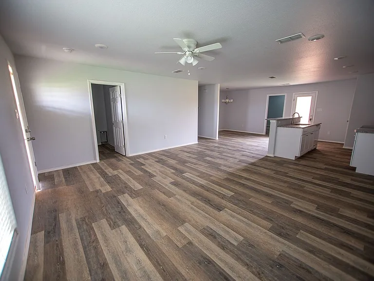 1014 Helena Ave — Photo 8