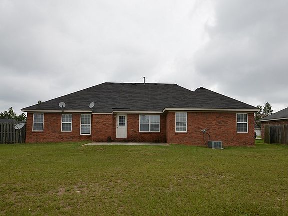 4th image of 3406 Essex Pl