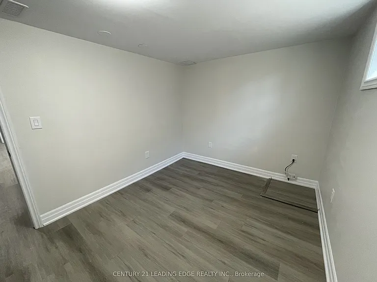 654 Annapolis Ave #BASEMENT — Photo 5