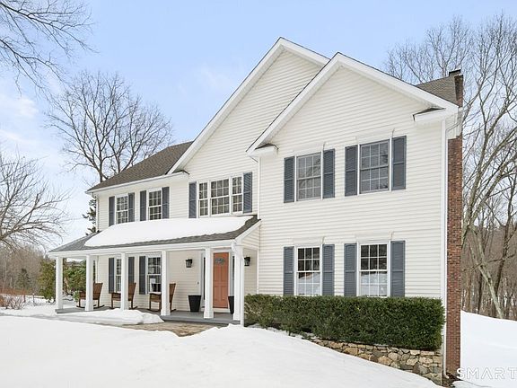 2nd image of 3 Owl Ridge Lane