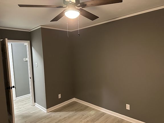 3rd image of 3545 Woodpark Dr