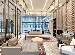 251 Manitoba St #113, Toronto, ON M8Y 0C7