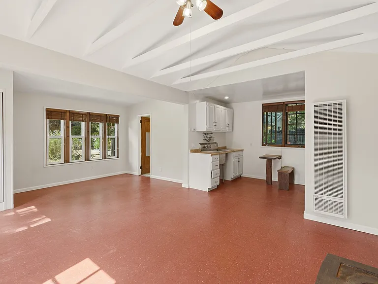 1446 Old Topanga Canyon Rd #A — Photo 11