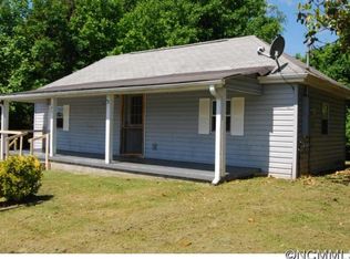 144 Mills Ave, Brevard, NC 28712