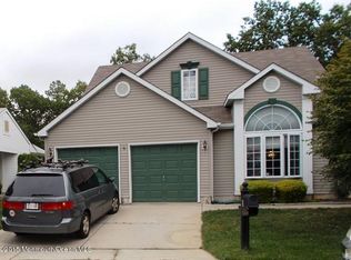 2 Penny Ln, Jackson, NJ 08527
