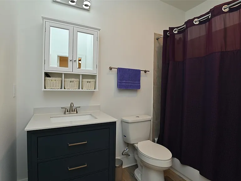 1117 W 16th St #C — Photo 11