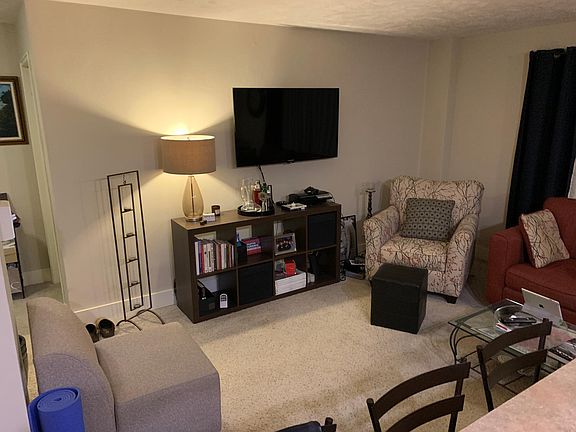 4th image of 505 Cherry St SE APT 116