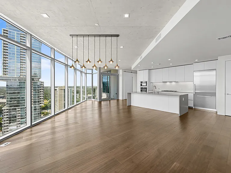 501 West Ave #3201 — Photo 4
