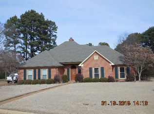 111 Brewer Dr, Senatobia, MS 38668