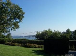 335 E Shore Rd, Great Neck, NY 11023