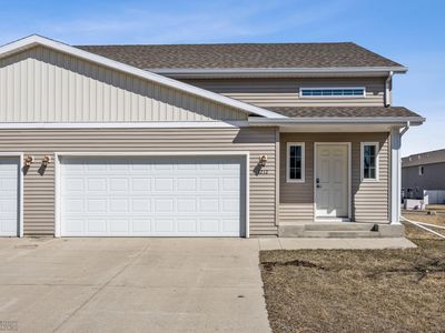 1212 S Beach Way, West Fargo, ND, 58078