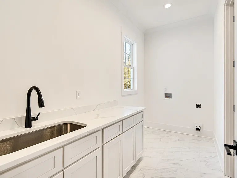 641 Fletcher Rd — Photo 19