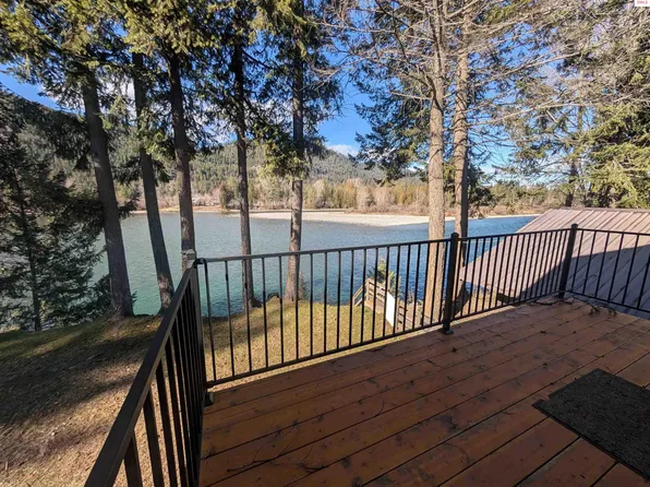206 Waterfront Rd, Troy, MT 59935