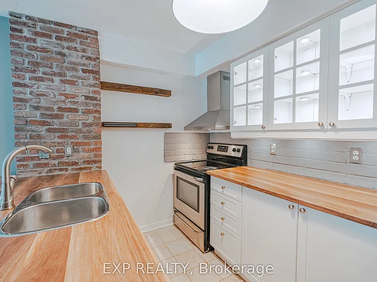 90 Aspen Springs Dr #307 — Photo 10