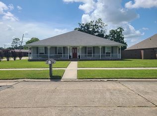 212 Louis Dr, Houma, LA 70364