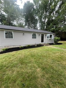 40 Deerfield Dr, West Warwick, RI, 02893