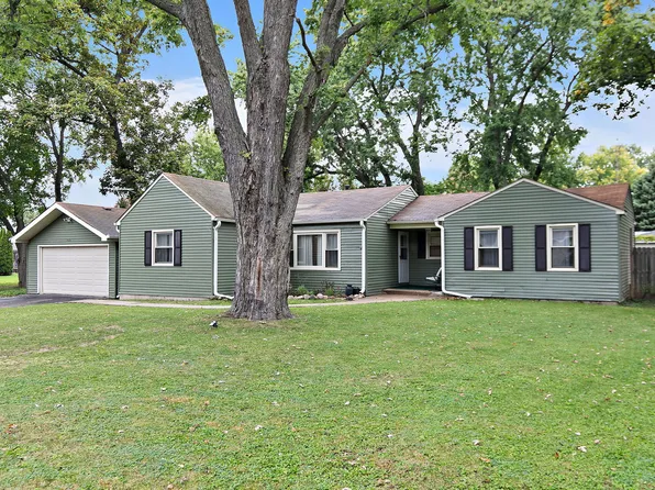 9020 Shady Ln, Wonder Lake, IL 60097