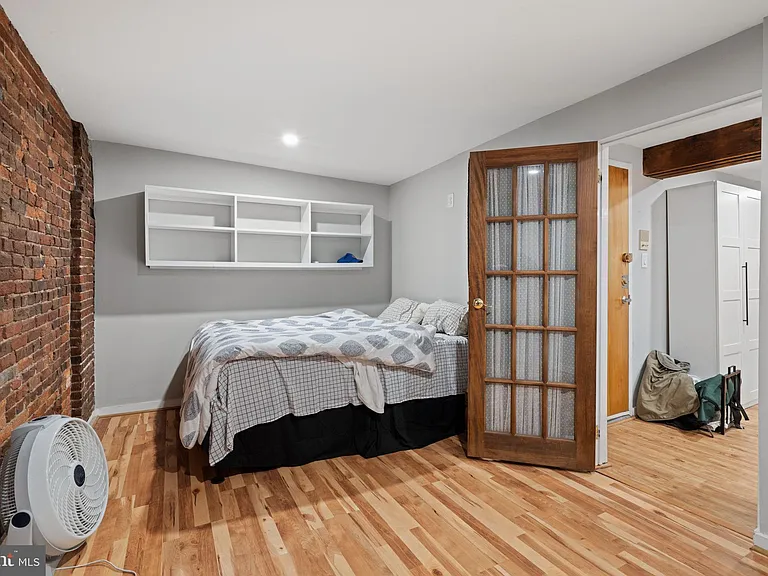 114 Naudain St #18-C — Photo 7