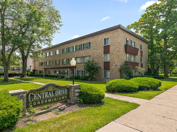 2648 Central Dr APT Gn, Flossmoor, IL 60422