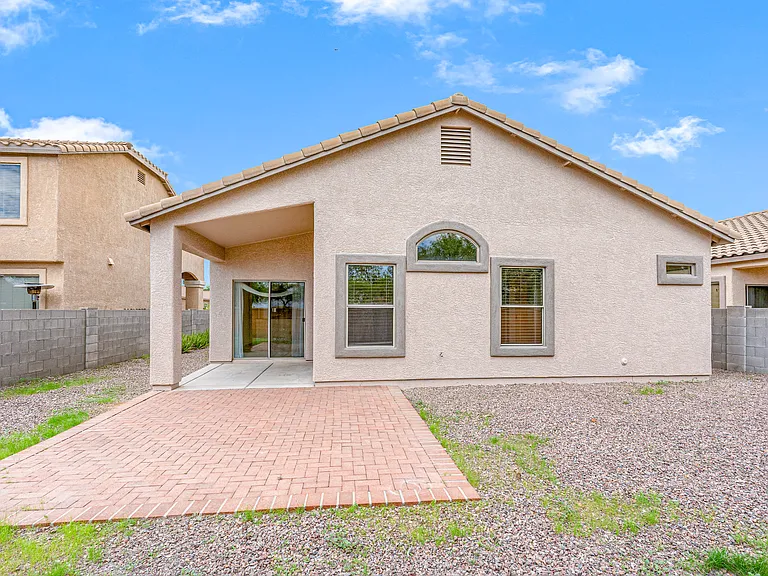345 E Camino Del Abeto — Photo 26