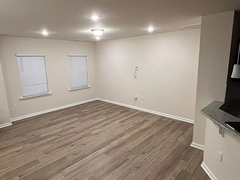 5600 Preveza Pl — Photo 8