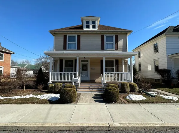 227 N Allison St, Greencastle, PA 17225