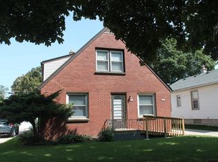 218 N 71st St, Milwaukee, WI 53213