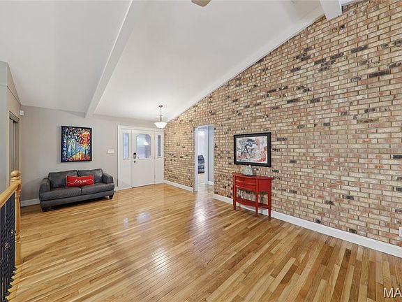 5th image of 5414 Village Courtway Ln